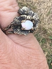Vintage 14K Gold & Opal Brutalist Textured Free Form Ring Size 4.5