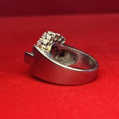 1970s Fine Platinum Over 1.5CT in Diamonds Retro Ring Size 6