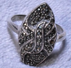 VTG 925 Sterling Silver Marcasite Marquise Knot Shape Ring Approximate Size 7 ¾