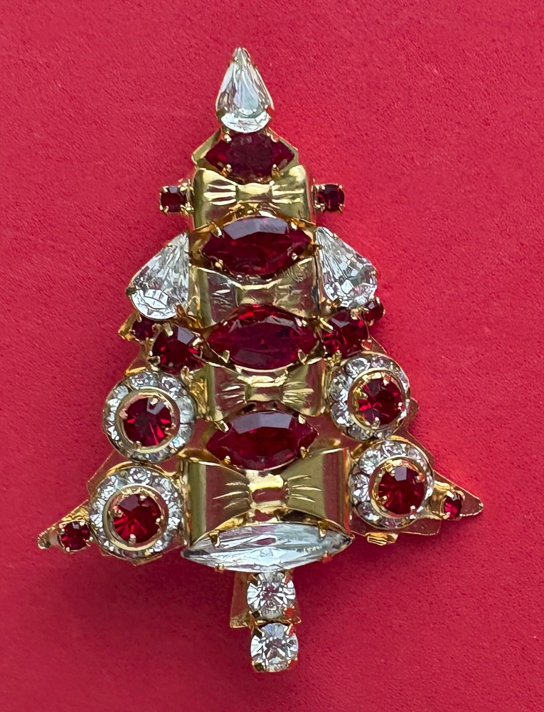 VINTAGE CHRISTMAS TREE BROOCH PIN ARTISAN BG ? BOOK PIECE BOW RHINESTONES HTF 56