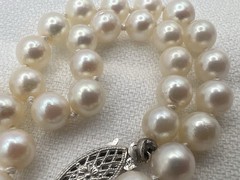 Vintage Japanese 16” Saltwater Akoya Pearl Choker Necklace WG 14k clasp 5.4-6mm