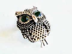 RHINESTONE OWL BROOCH!Wise Figural Animal Bird Motif Pin.Green Rhinestone Eyes.