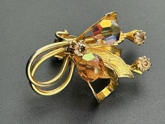 Hobé Gold Tone Flower Clip On Earrings W Amber/Champagne AB Crystals