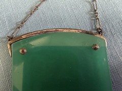 VTG DECO STERLING CHAIN CARVED GREEN ONYX STEPPED LARGE RAISED ELEPHANT PENDANT
