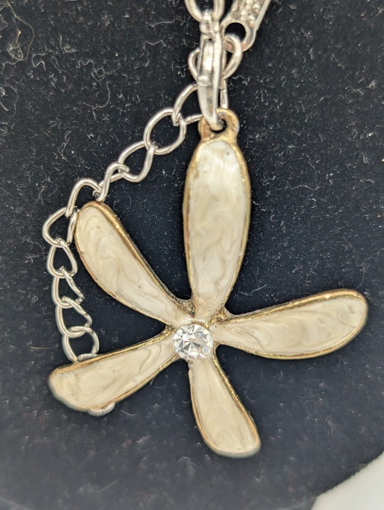 Vintage Alloy Enameled Metal Daisy Flower Pendant Rhinestone Center OOAK
