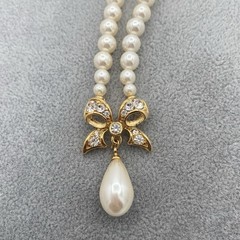 Vintage Faux Pearl Teardrop With Gold Tone Bow & Crystal Rhinestone Bib Necklace