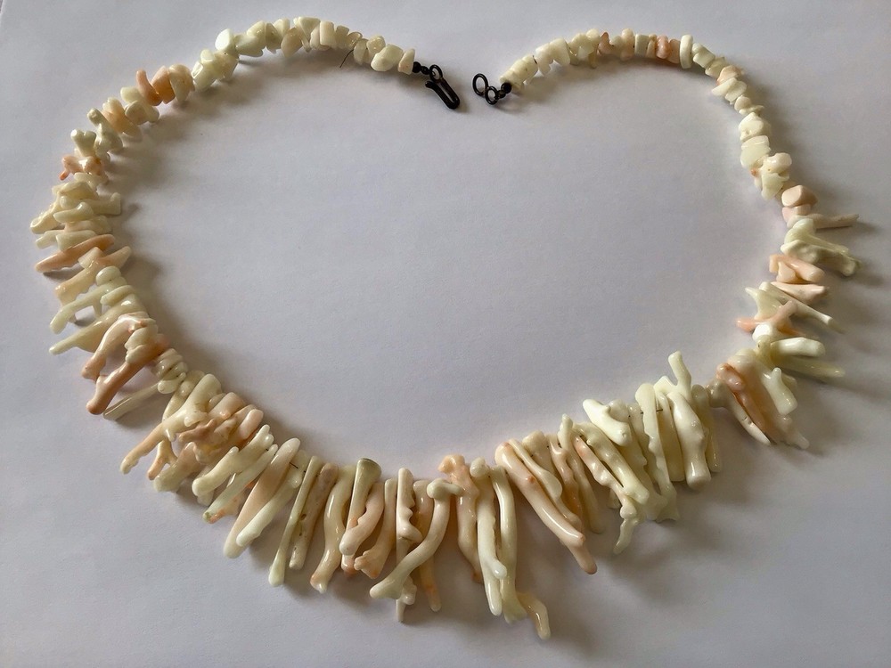 VINTAGE ANGEL SKIN CORAL BRANCH STERLING CLASP NECKLACE 74 GRAMS