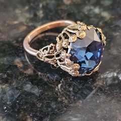 VTG RING Gold Wash Blue Glass Sapphire Cocktail Dome Sz 8.5