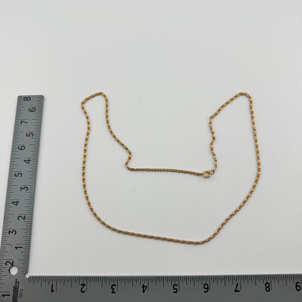 Vintage Gold Tone 25 Inch Chain Necklace Decorative Link Spring Ring Clasp