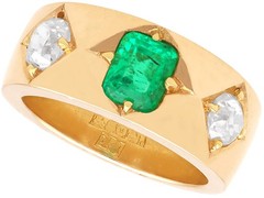 Antique Australian 0.80Ct Emerald and 0.97Ct Diamond 18k Yellow Gold Dress Ring