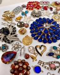 Lot Vintage & Modern Jewelry Parts Broken Repurpose Craft Rhinestones Harvest W