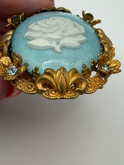 Vintage West Germany Blue Rose Cameo Brooch Earrings Set Clip On Gold Tone