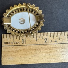 Vintage Limoges Cameo Brooch Pin France Hand Painted Porcelain Gold Tone Pearl
