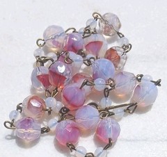 SALE VINTAGE EGYPTIAN SCARAB PENDANT VTG FUCHSIA GIVRE GLASS NECKLACE SET OOAK