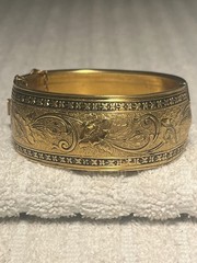 Antique 1930’s Victorian Revival Etched Hinged Bangle Wide Gold tone Bracelet