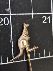 Vintage Kangaroo Stick Pin Lapel Hat Tie Pin Australia Souvenir Gold Tone