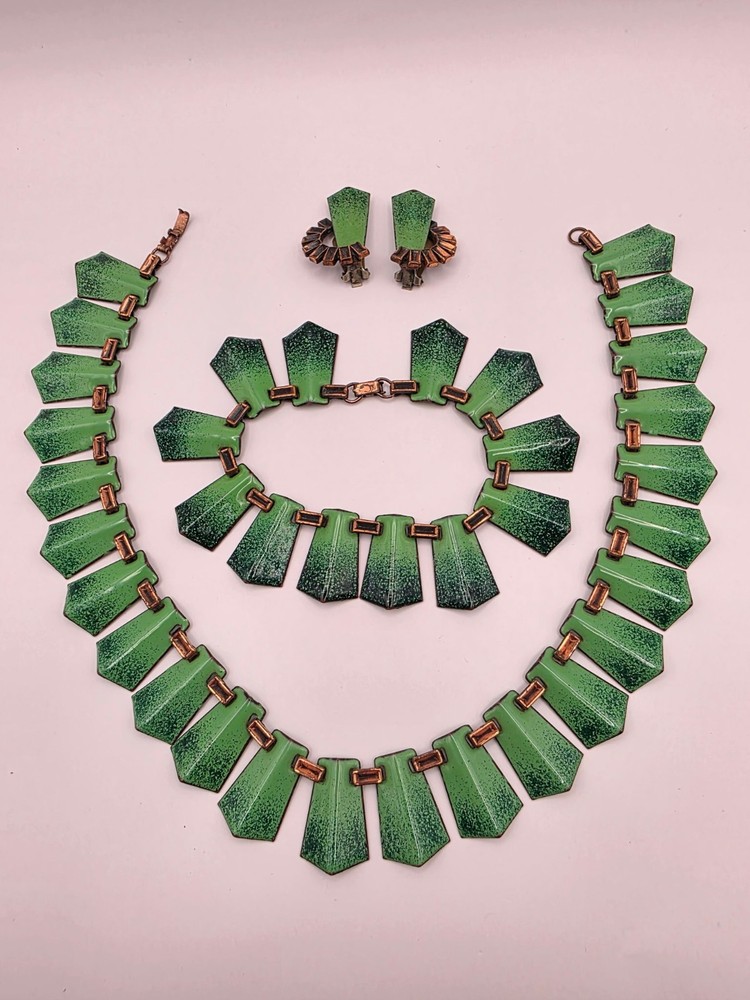 Vintage Signed Matisse Shades Of Green Speckled Enamel On Copper Set