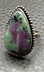 Vintage Silver Ruby Zoisite Ring Teardrop Beaded Bezel Statement Boho Size 8.25