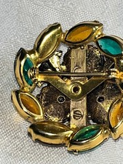VTG Juliana DeLizza & Elster Cabochon Brooch Multi-colored Gold-tone Setting 1.5