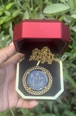 Virgo CROWN TRIFARI Reverse Carved Glass Cameo Pendant Necklace MCM