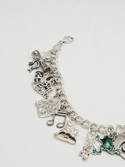 Ross Simons Jezlaine SU Sterling Silver Young Girls Stacked Charm Bracelet 8″