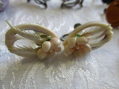 VINTAGE ESTATE JEWELRY 75 PAIR ALL OLD SCREW ON EARRINGS CROWN PARROT BUTTERFLY