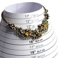Floral Rhinestone Imitation Pearl Necklace With Gold Tone Metal Accents Vtg Hook