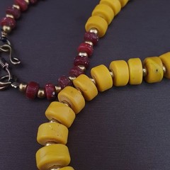 Antique African Sunburst Yellow Tire Glass Bead Necklace 24in 6.2–10.1mm