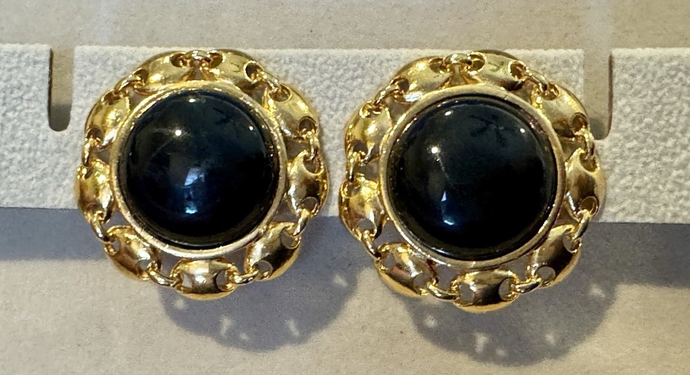 Paolo Gucci Clip on Earrings Black Button Cabochon Gold Tone Vintage 80s