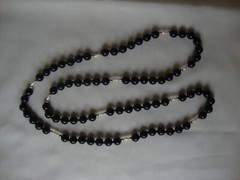 VINTAGE 1970s ‘BEAD MEDLEY’ RICE PEARL BLACK ONYX 30″ ENDLESS BEAD NECKLACE