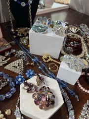 Antique Vtg to Now Rhinestone Costume Jewelry Lot 96+ Pcs Vendome Germany Silver