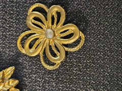 5 Vintage Floral Brooches Gold-Tone, Two Signed, One AAi