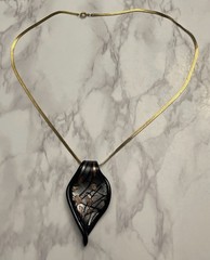 Vintage Black Silver & Gold Stone Art Glass Pendant Necklace JDU-47