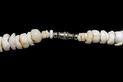Vintage 70s Puka Shell Bead Necklace Hawaiian Surfer Beach 18″
