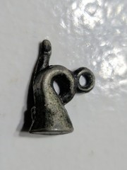 ✨VINTAGE✨ 1900’s Tiny Horn Charm French Horn Pendant / Charm