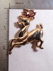 Vtg Signed MEESCO Brooch Rudolph Reindeer Rhinestone Enamel Christmas Gold Tone