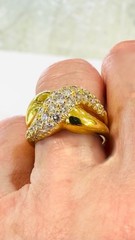 Kurt Wayne 1.50 Carat Paved Diamond 9.6 Grams 18k Yellow Gold Ring 6