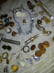 Vintage Junk Jewelry Lot