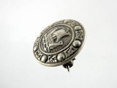 Antique Scotland Sterling Silver Boat Brooch Ship Pin 7.2g 7/8 Inch Diameter