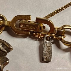 VINTAGE MONET GOLD TONE BRACELET WITH 6 CHARMS AND SAFETY CHAIN 4 leaf clover