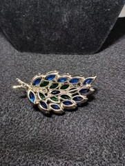 Vintage Emerald Green and Blue Leaf Style Brooch Silver Tone
