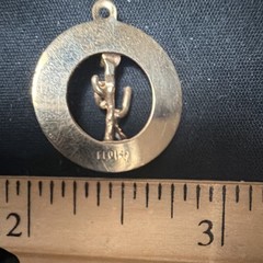 14K Round Gold Engraved Pendant Charm Hawaii Design w/ Round Pink Stone.