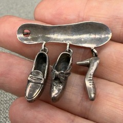 Vintage Brooch Sterling Silver Shoe Mold Dangling Shoe Charms 1.5 Inches