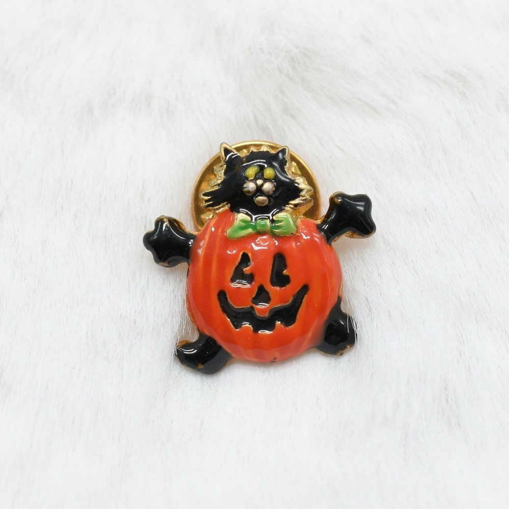 Vintage KC Halloween Black Cat in Jack O Lantern Costume Enamel Pin Brooch 90s