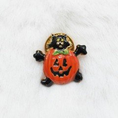 Vintage KC Halloween Black Cat in Jack O Lantern Costume Enamel Pin Brooch 90s