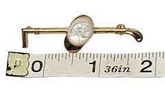 Vintage Gold Tone Golf Club & Hat Pin Brooch Iron Putter MOP Style Golfing Gift