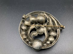Vintage Pot Metal Large Faux Pearl Art Nouveau Leaf Brooch Pin