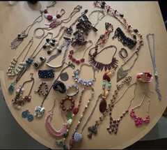 100 Costume Jewelry Lot Statement Necklaces Bracelets Earrings Boho Vtg Styles