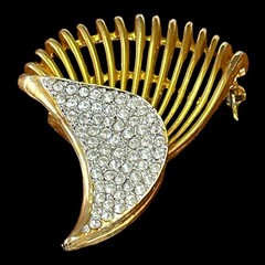 Vintage Pave Crystals Rhinestones Gold Tone Wing Brooch Pin Modernist