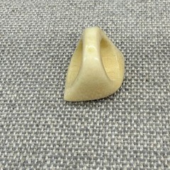 Vintage Ring Chunky Asymmetrical Cream Size 5.5 MCM Retro Mod